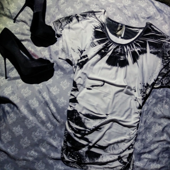 Black and white silk Jovia blouse XS - Picture 1 of 1